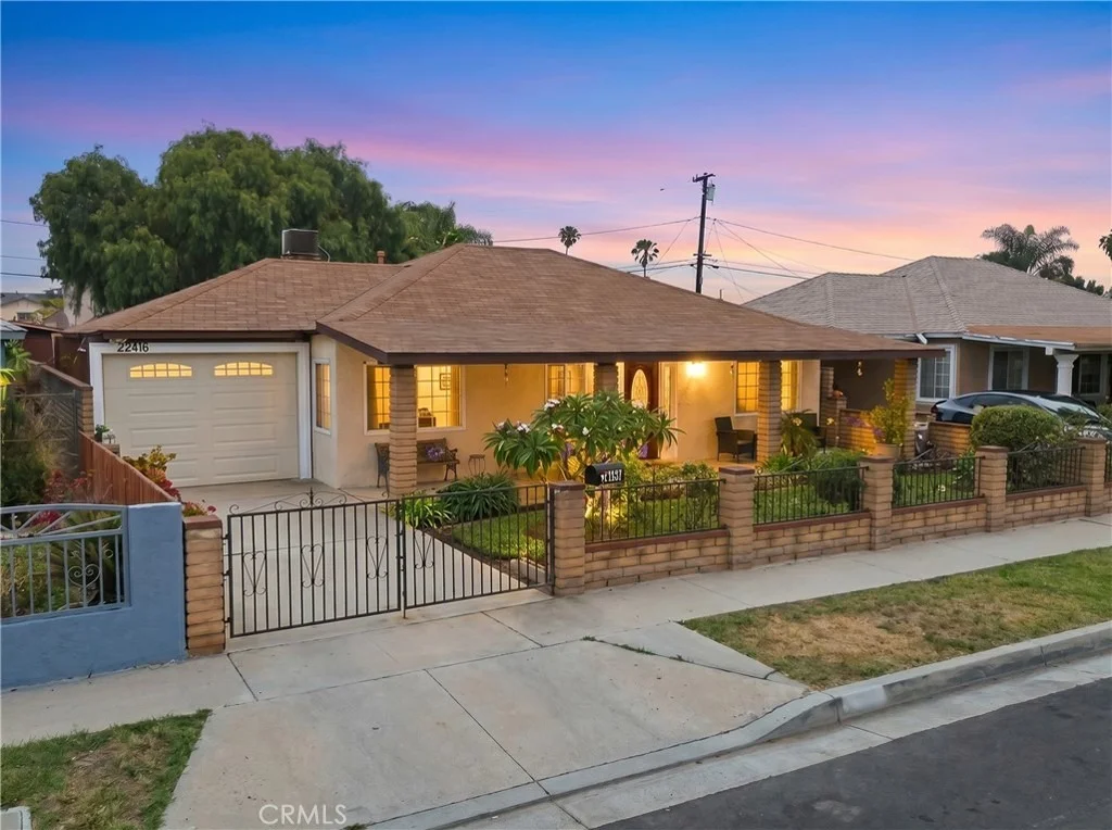 Photo of 22418 Neptune Avenue