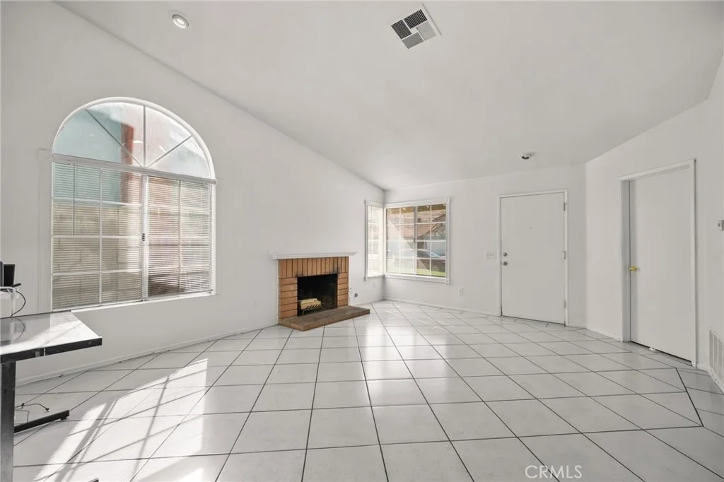 Photo of 14422 Hillcrest