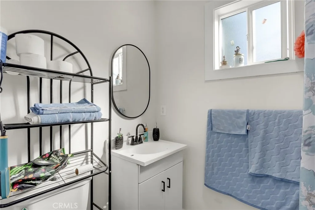 Photo of 2110 E Hatchway