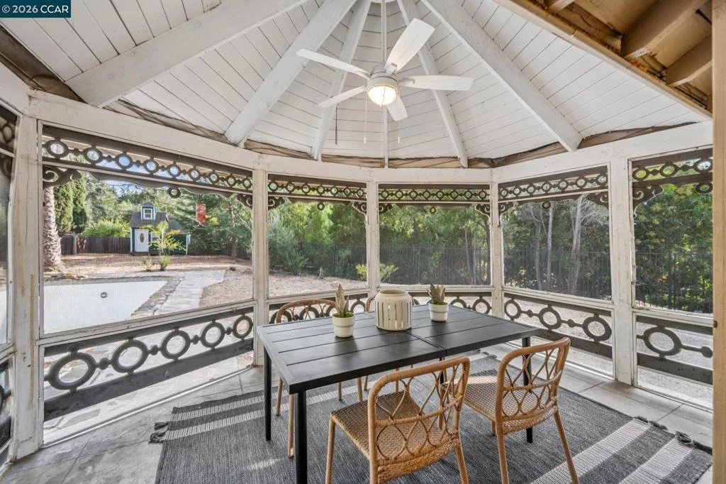 Photo of 3386 Cowell Rd