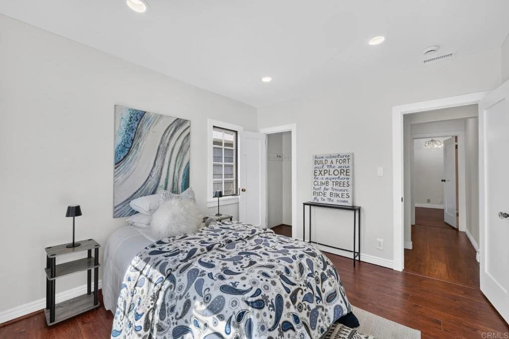 Photo of 4855 Pine Street