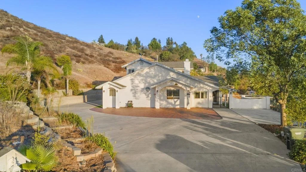 Photo of 12221 12223 Rockstream Road