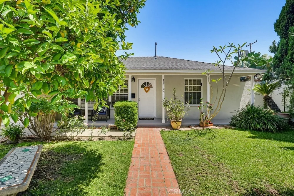Photo of 13308 Thistle