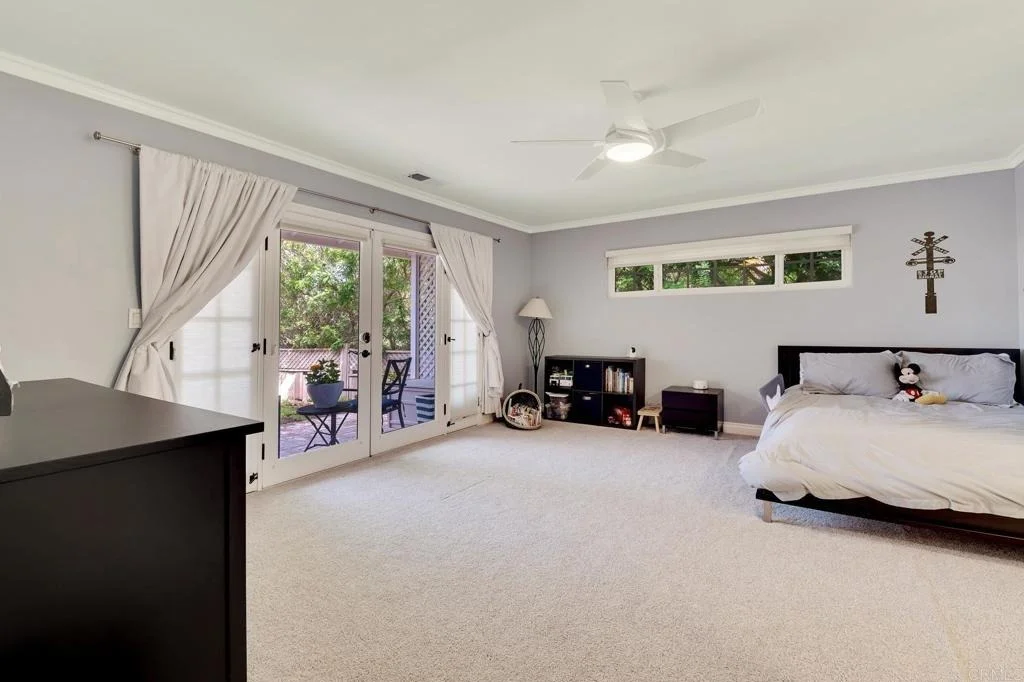 Photo of 972 Skylark Drive