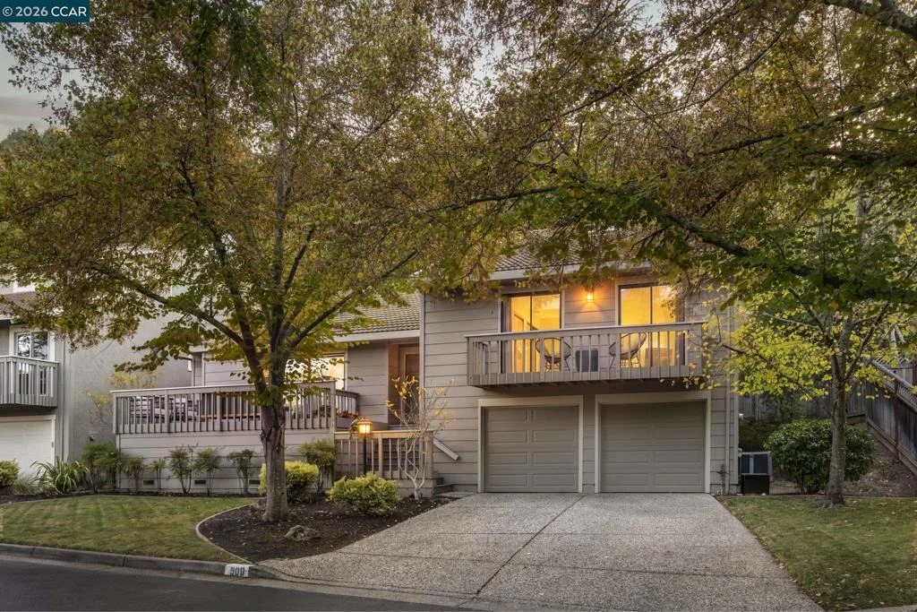 Photo of 900 Augusta Dr