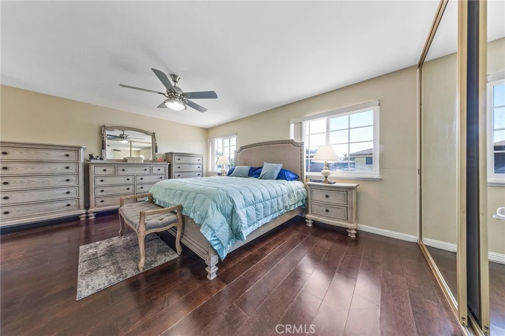 Photo of 814 E Sandpoint Court