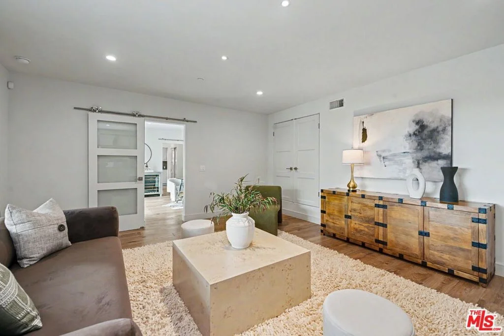 Photo of 922 Berkeley Street