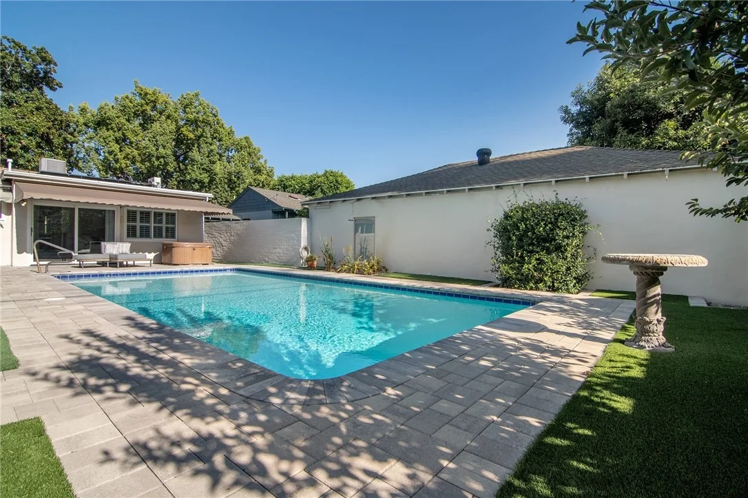 Photo of 405 N Griffith Park