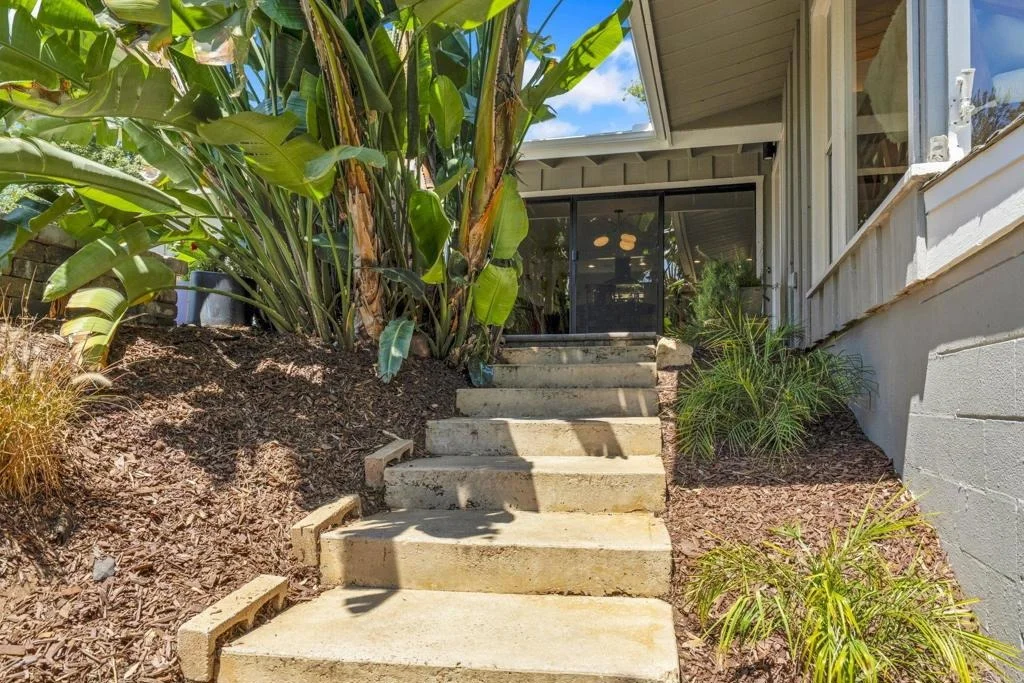 Photo of 705 Valley Drive