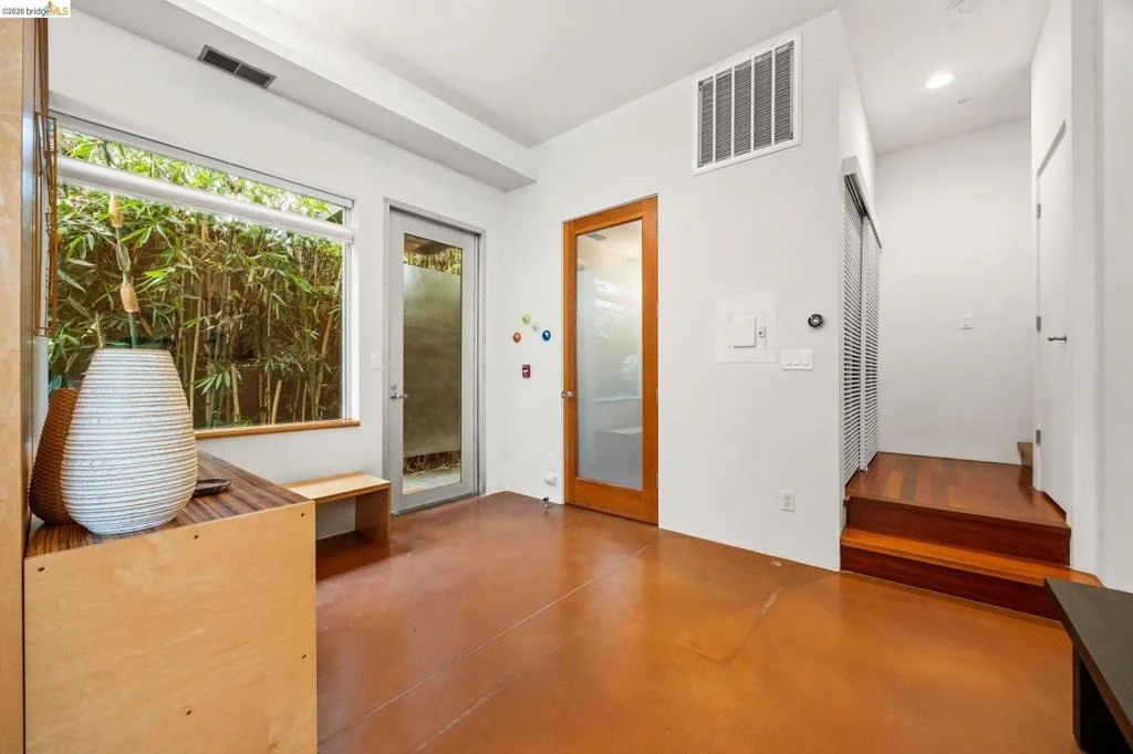 Photo of Unit D at 2709 10Th St