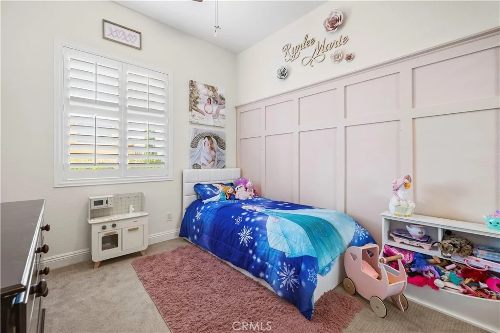 Photo of 34665 Desert Road