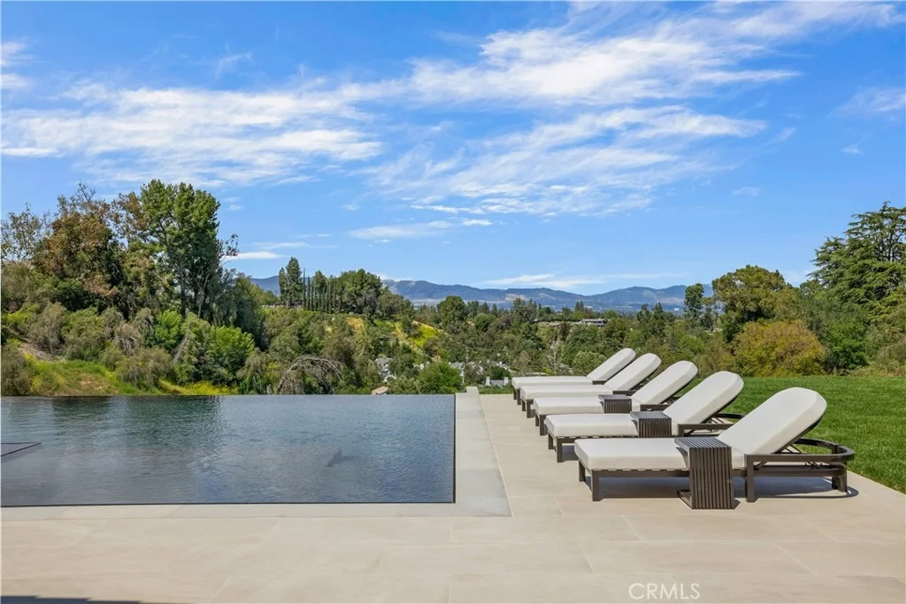 Photo of 24105 HIDDEN RIDGE Road