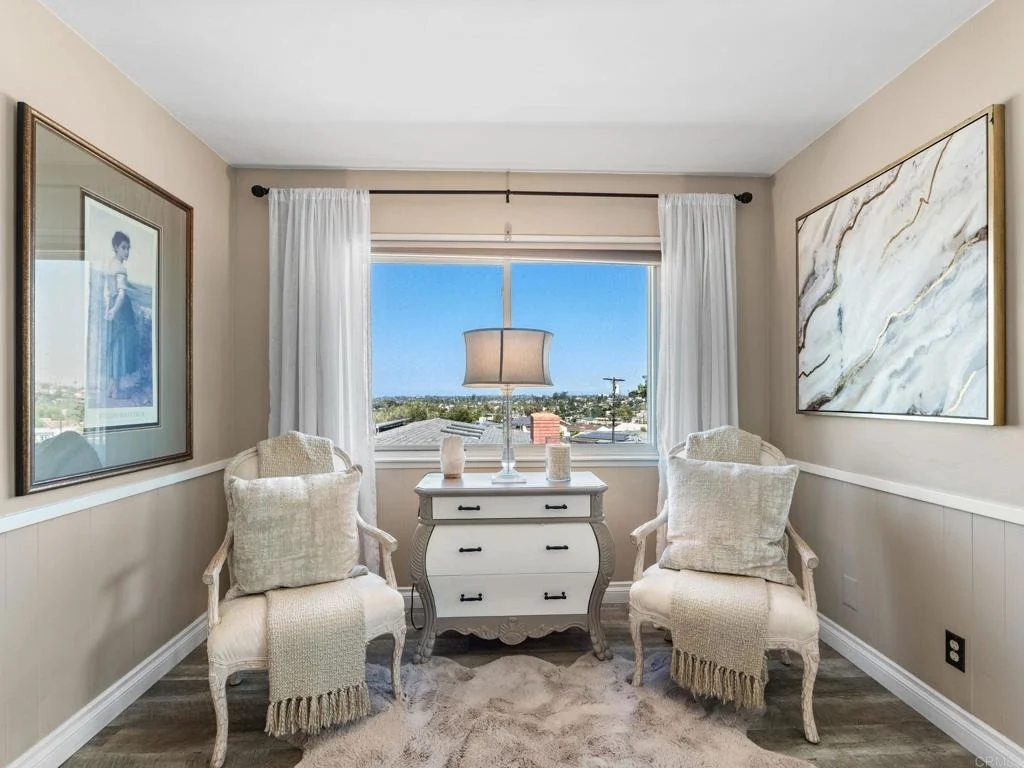 Photo of 7921 Cinnabar Drive