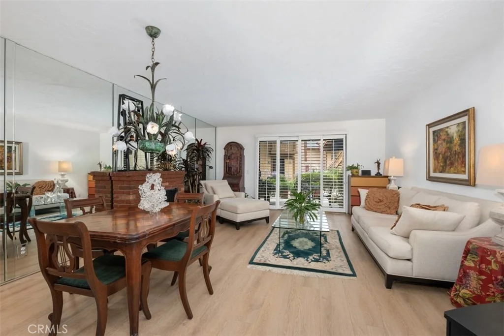 Photo of Unit 342 at 306 Tangelo