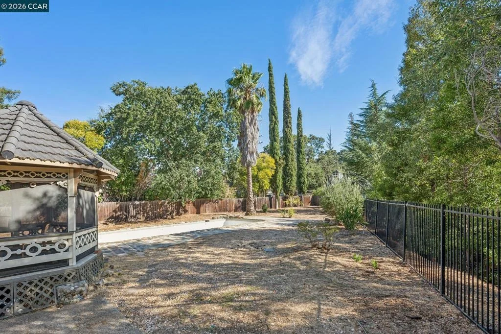 Photo of 3386 Cowell Rd