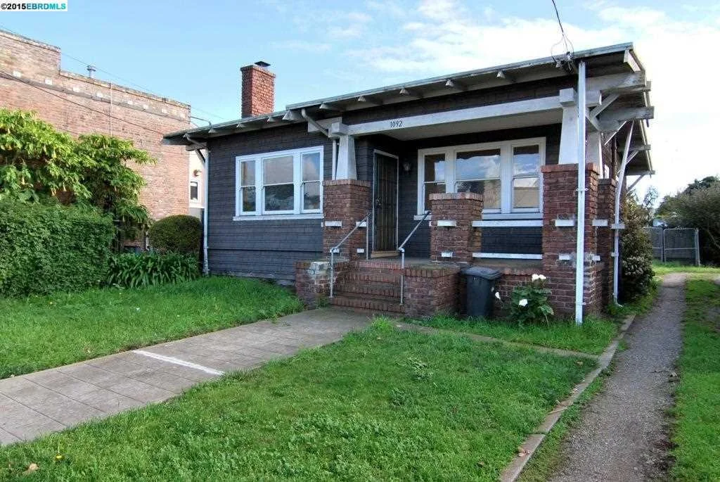Photo of 1092 DWIGHT WAY