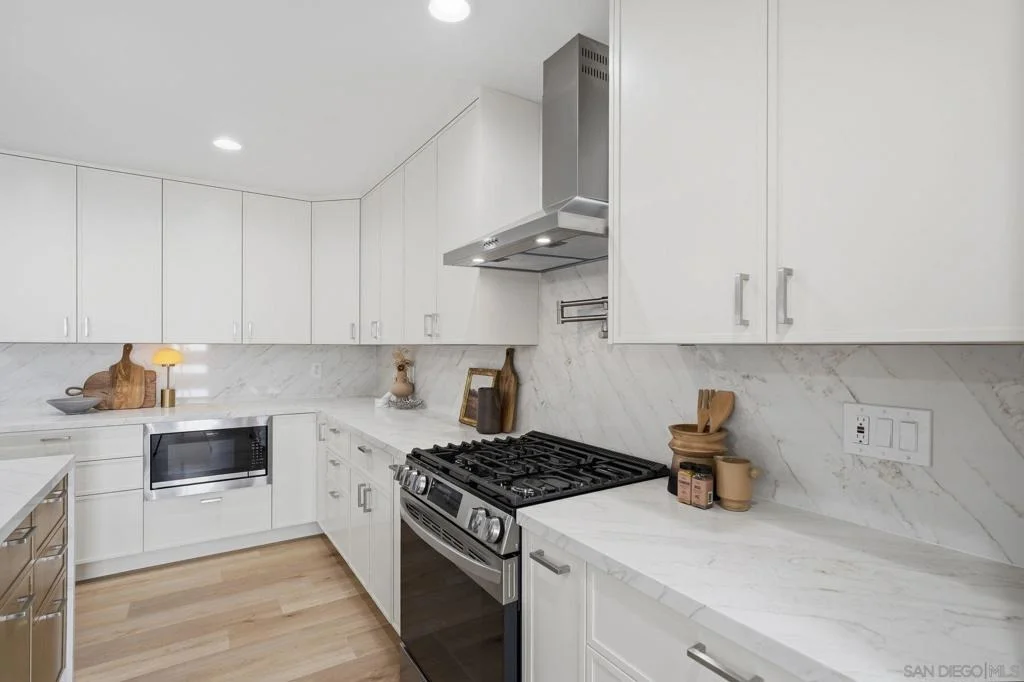 Photo of 6375 Primrose Drive