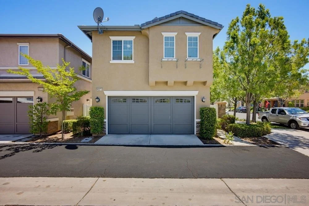 Photo of 40278 Ayer Ln