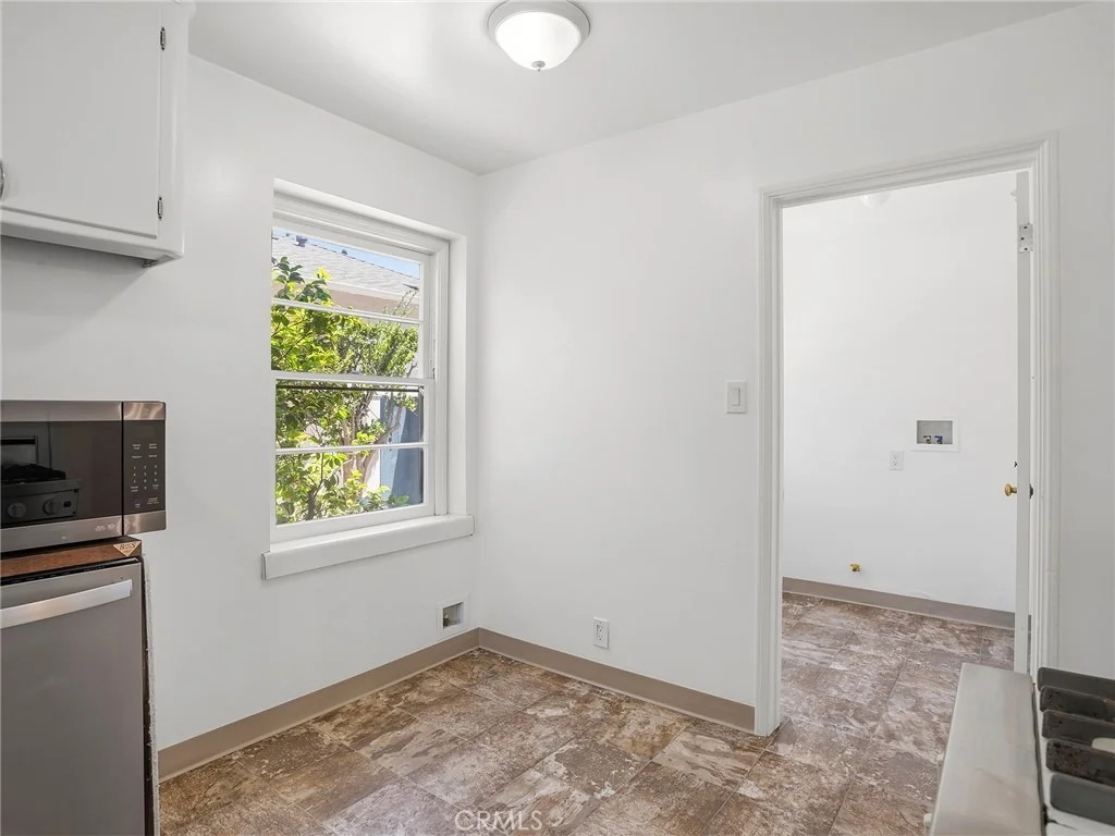 Photo of 1727 N Hill Avenue