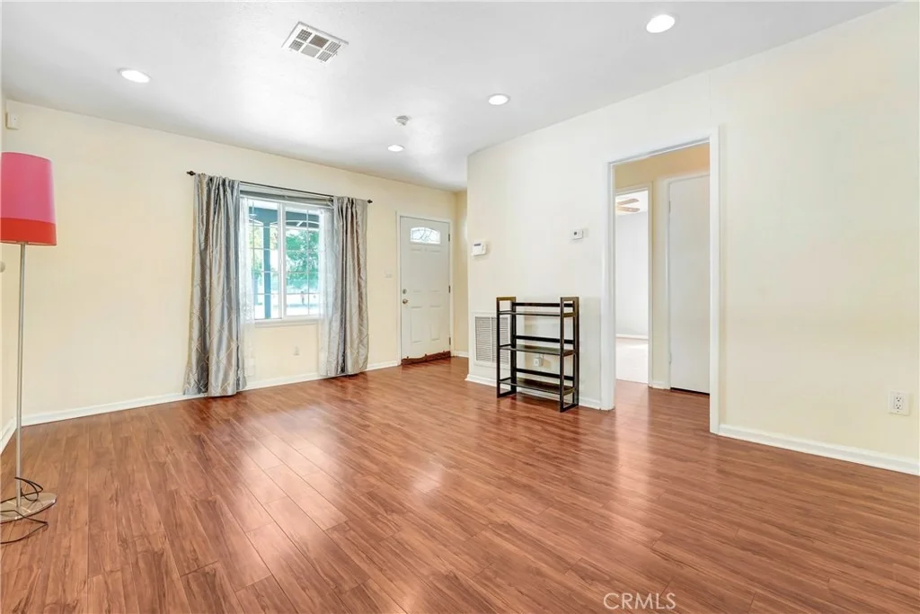 Photo of 17516 Cantlay