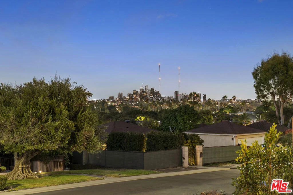 Photo of 5280 Sanchez Drive