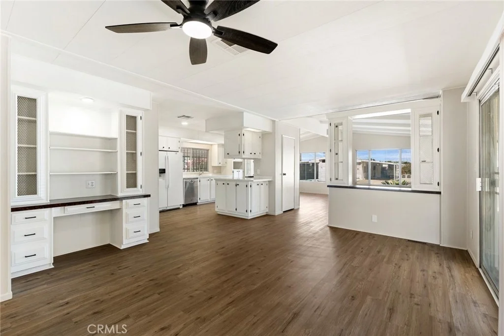 Photo of 1585 Cabrillo Drive