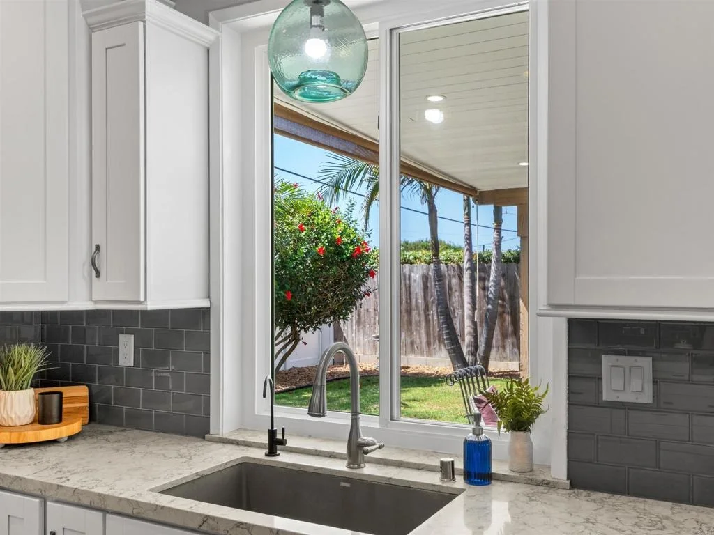 Photo of 2624 Mesa Drive