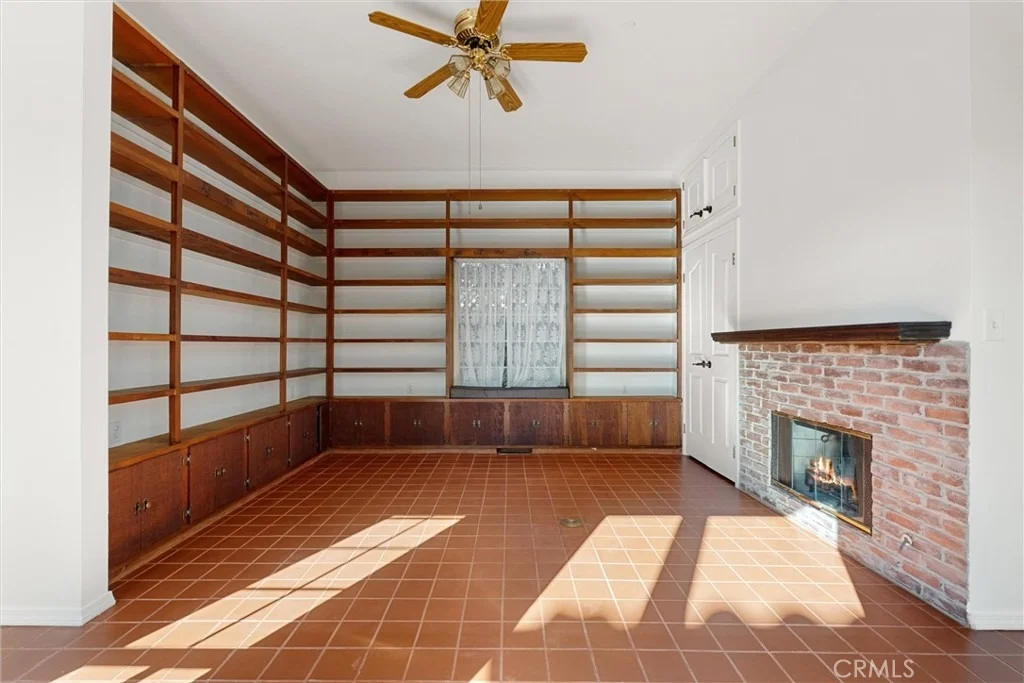 Photo of 646 Avenue B