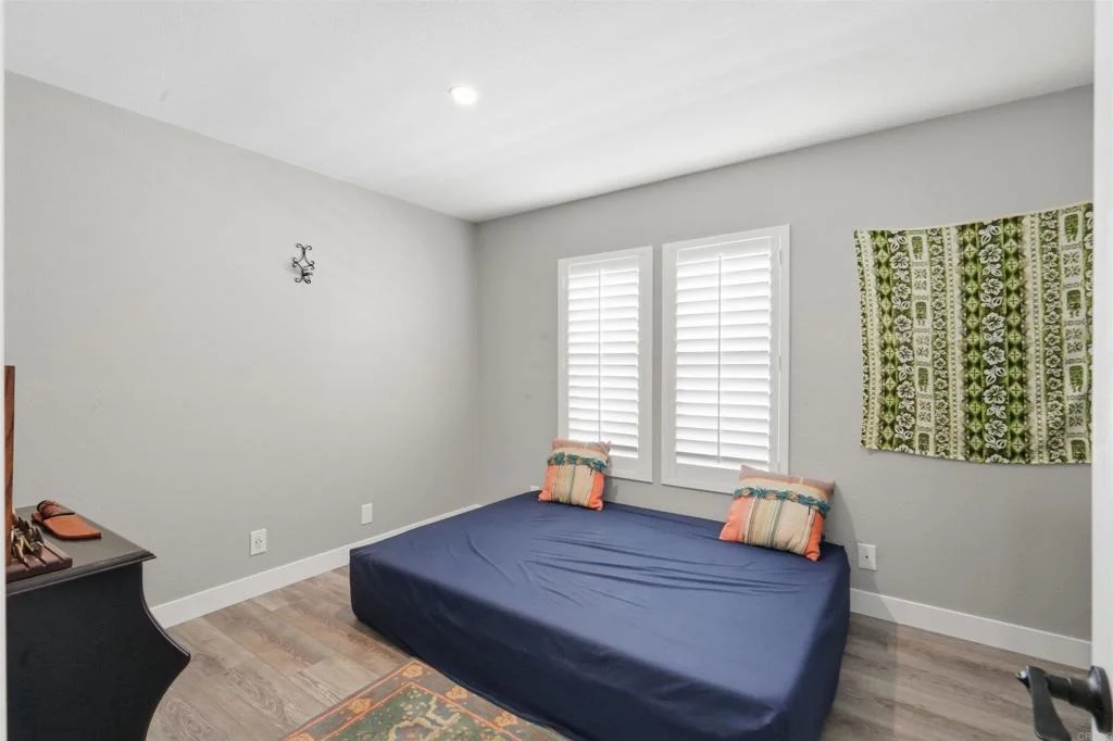 Photo of 2326 Azure Lane