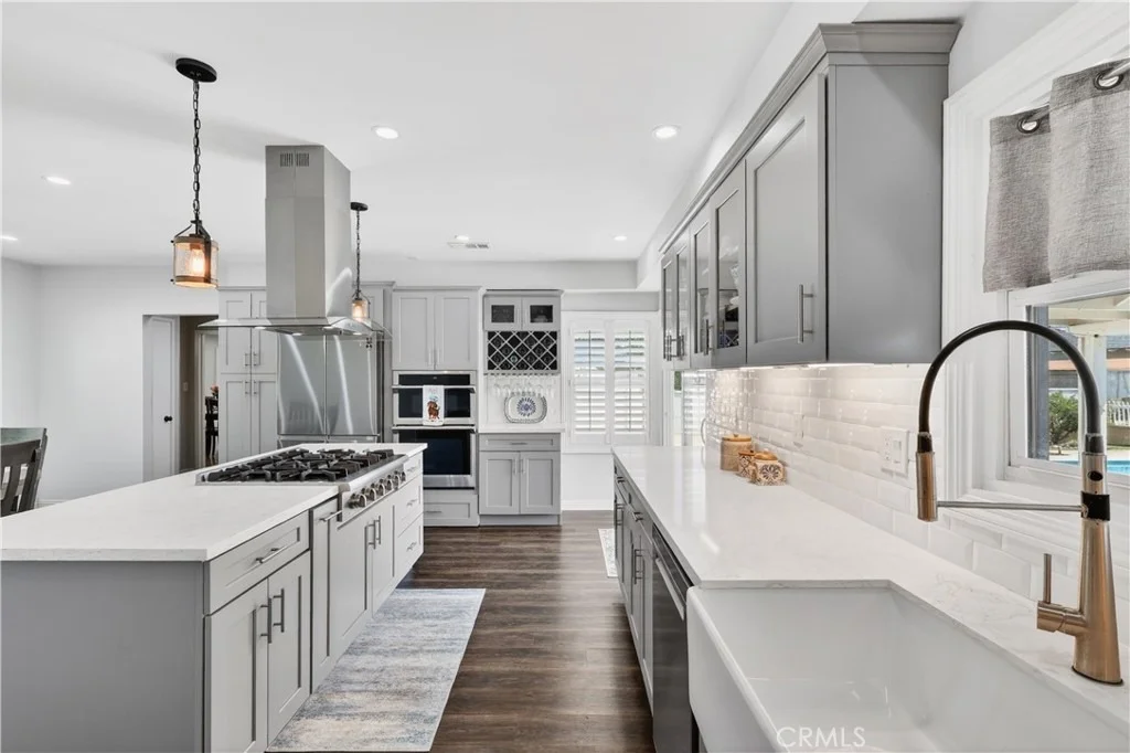 Photo of 10912 La Mirada Blvd