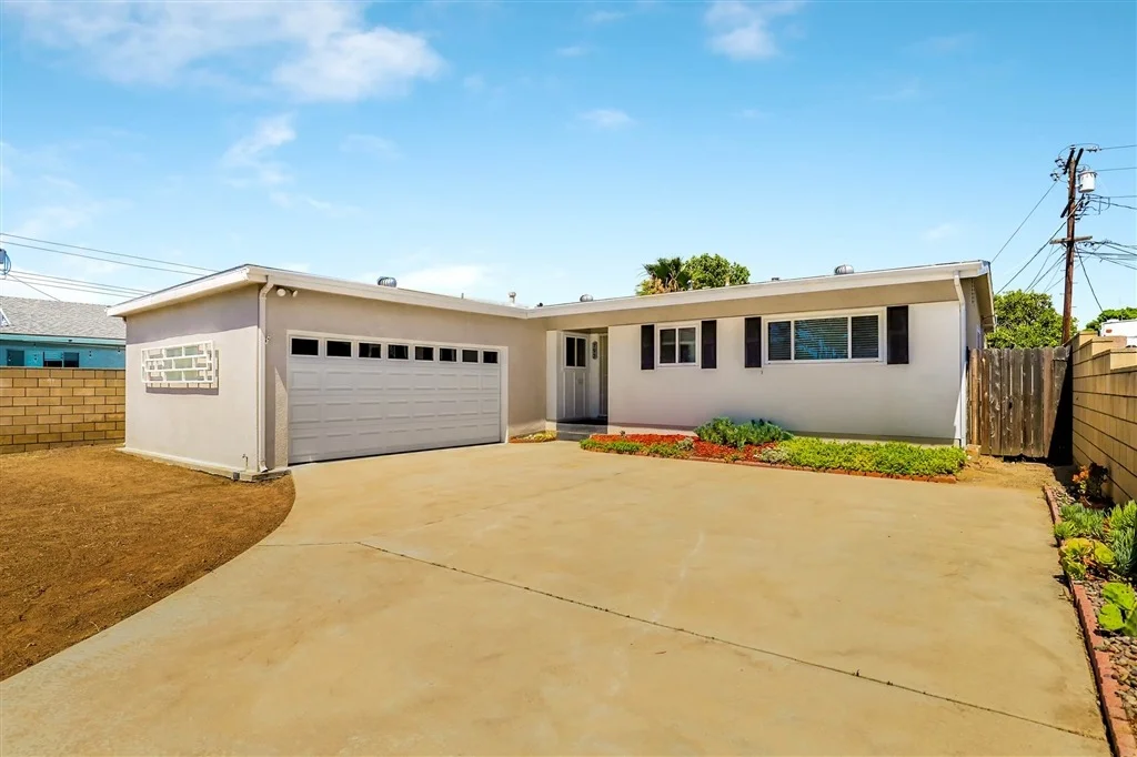 Photo of 793 Maplewood Way
