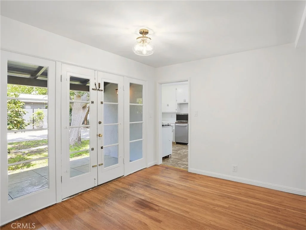 Photo of 1727 N Hill Avenue