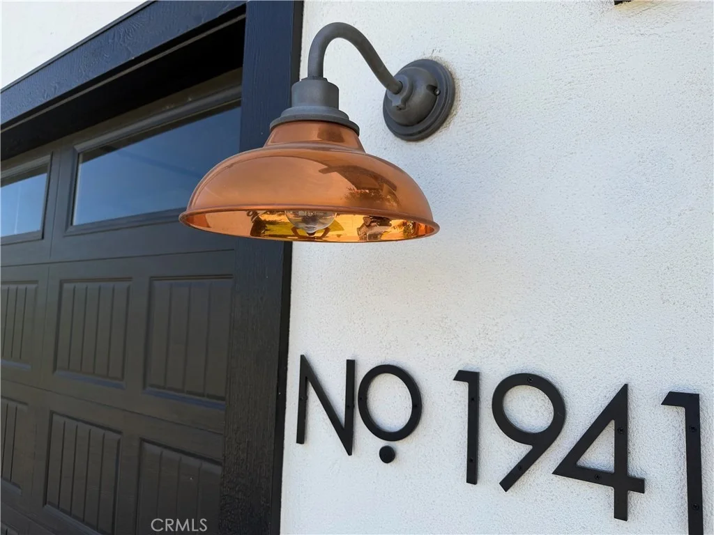 Photo of 1941 Waxwing Way