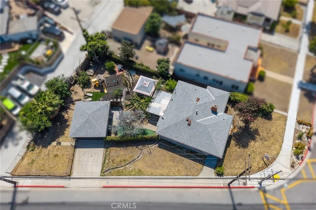 Photo of 2500 Carlos St