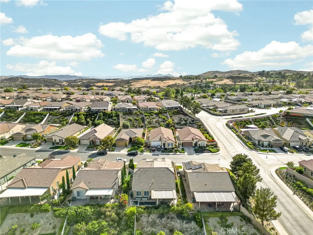 Photo of 370 Irvine