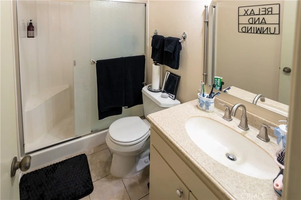 Photo of Unit E at 26344 Oak Plain