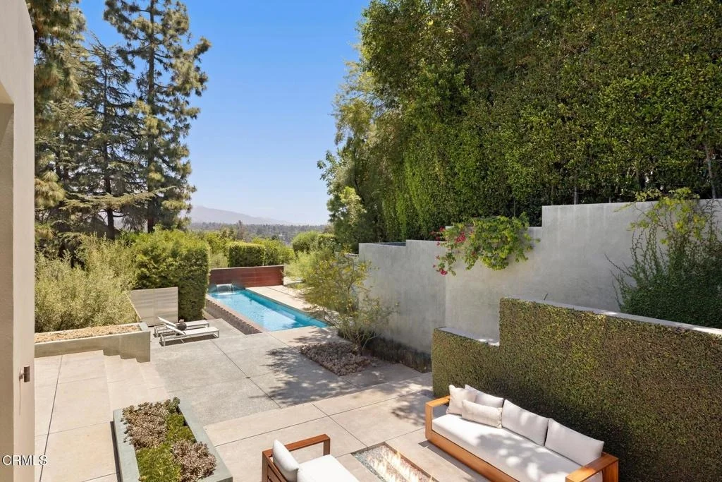 Photo of 1240 Bennett Drive
