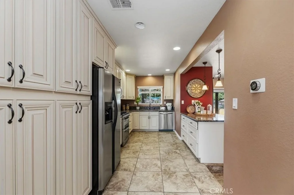 Photo of 3243 Temescal