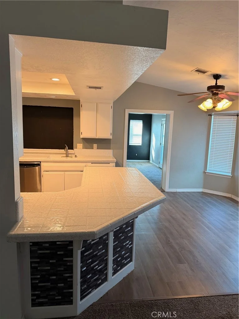 Photo of 9154 Coleridge