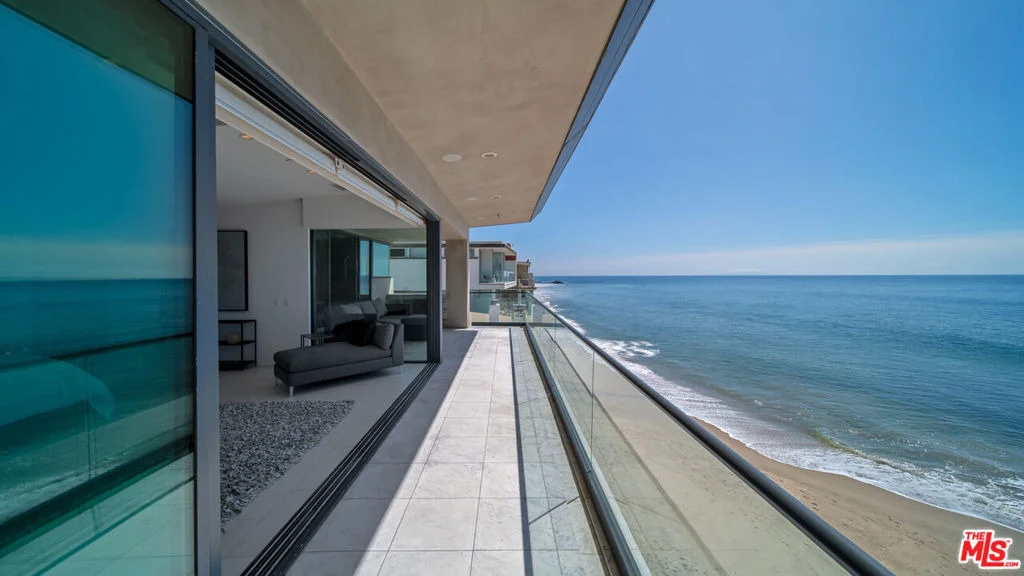 Photo of 25250 Malibu Road
