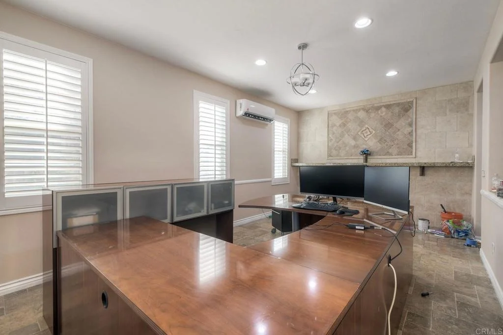 Photo of 690 Jay Court