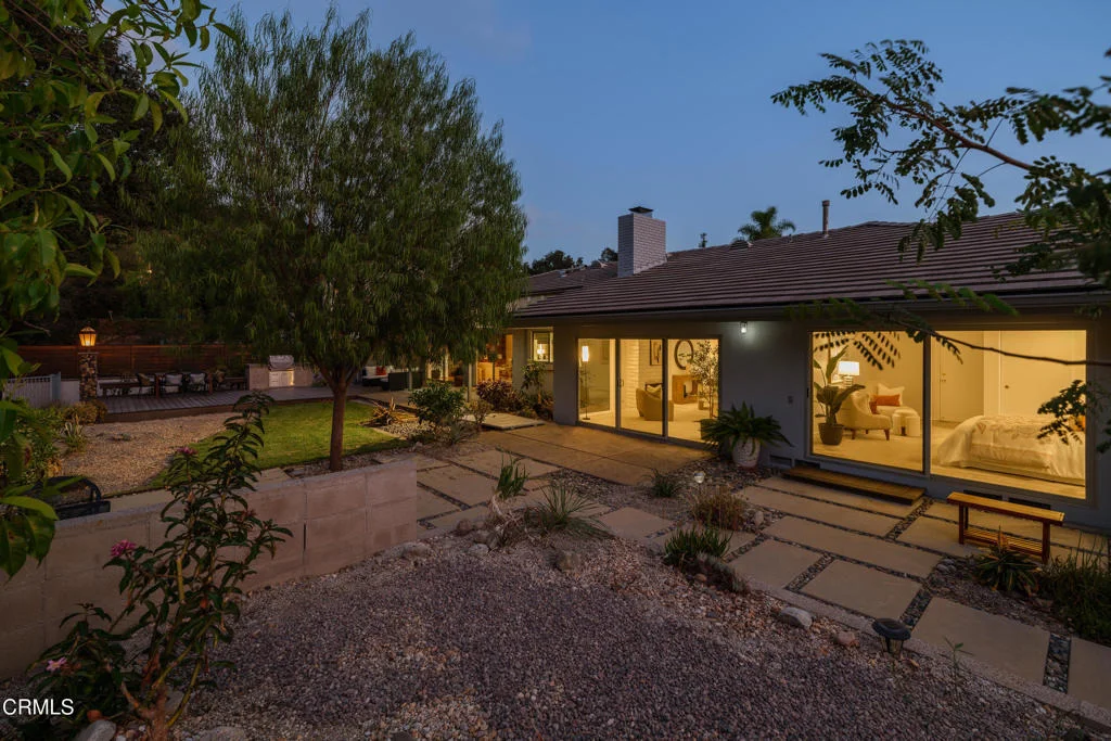 Photo of 1283 Oakglen Avenue