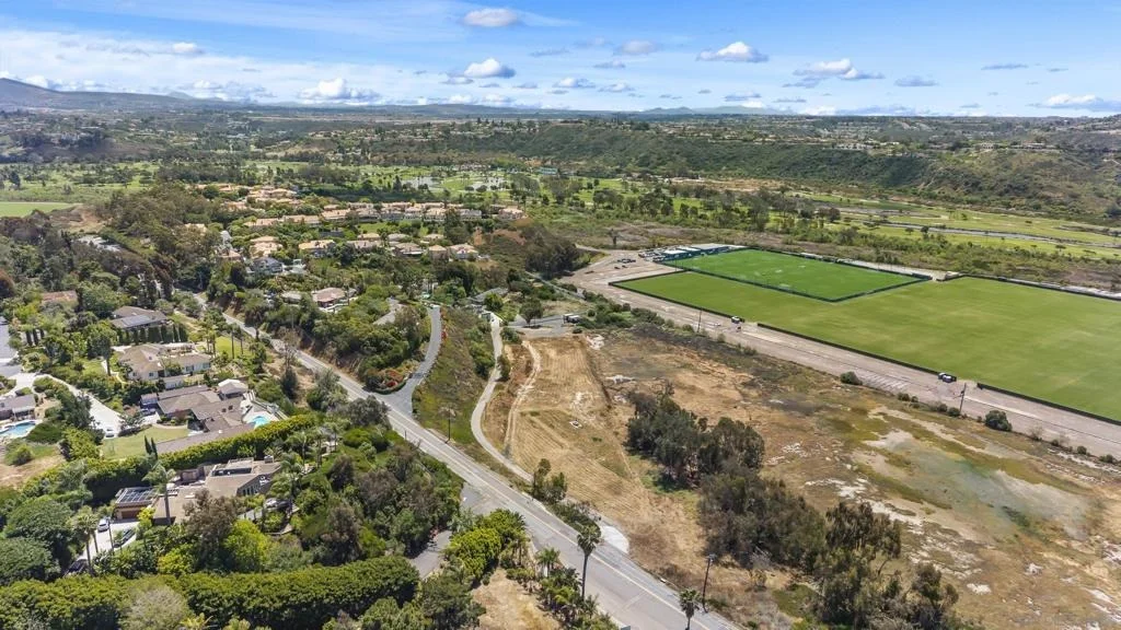 Photo of 3985 Via De La Valle