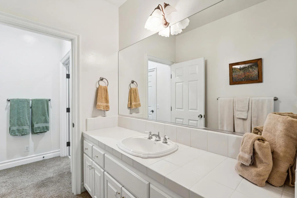 Photo of 391 Cedar Ridge Drive