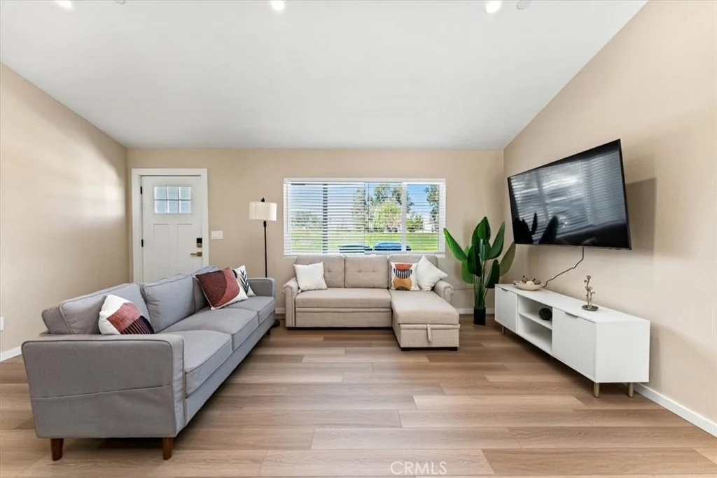Photo of 24565 Foster Road
