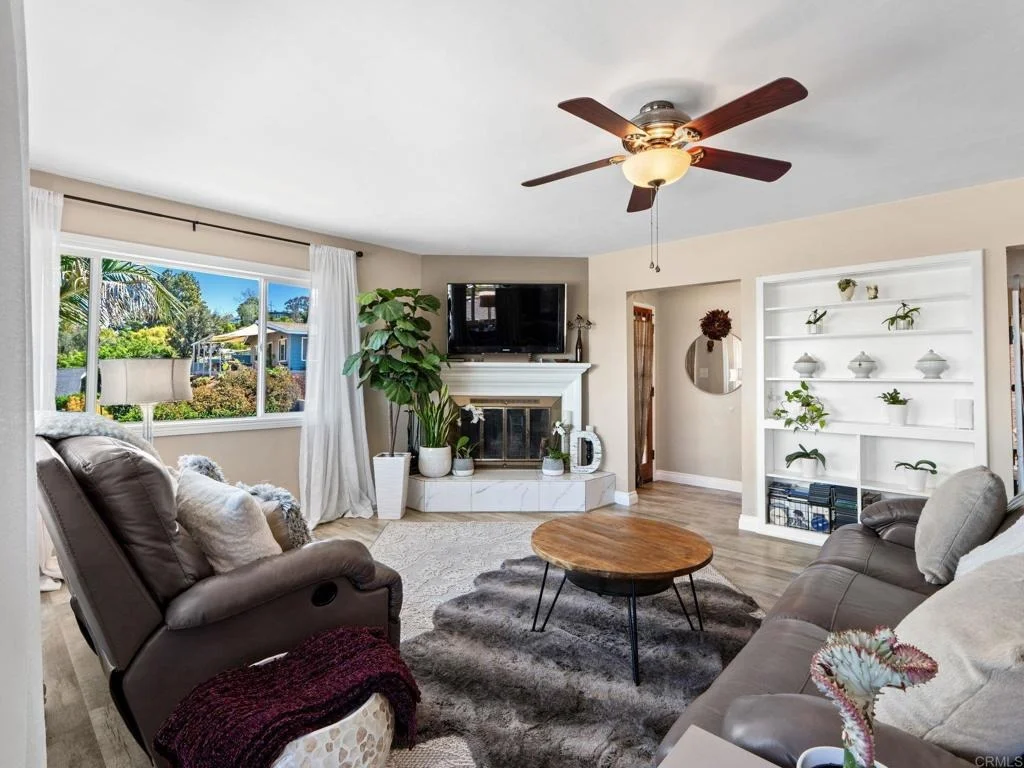 Photo of 7921 Cinnabar Drive