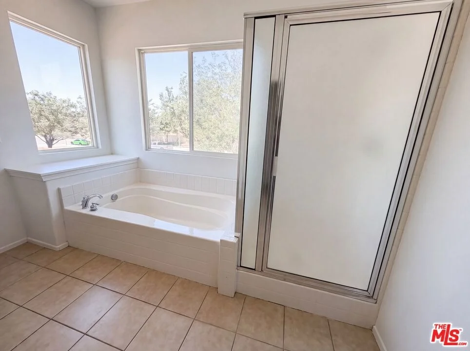 Photo of 3147 W Lingard Street