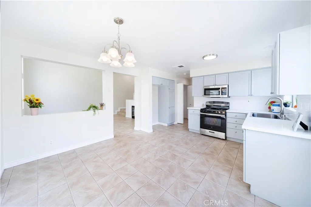 Photo of 877 Willowcreek