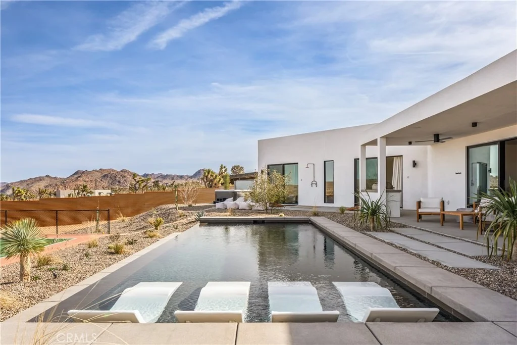 Photo of 6715 Juniper Road