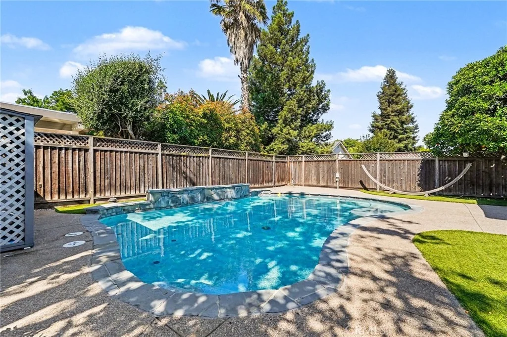 Photo of 1815 Granada Drive